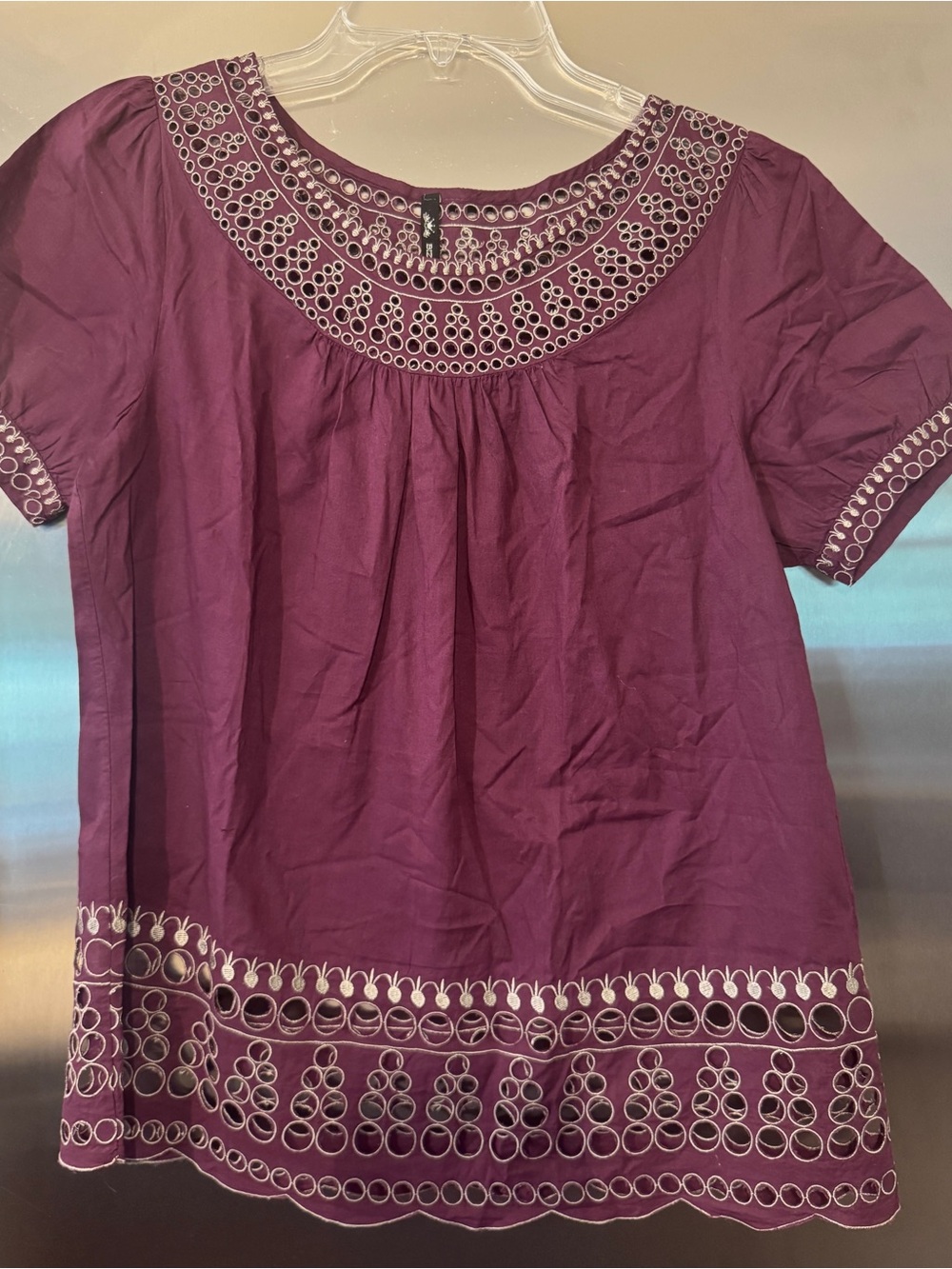 Bizz Cotton Embroidered Cut Out Shirt. 
Size M. Scalloped bottom. A+ Condition